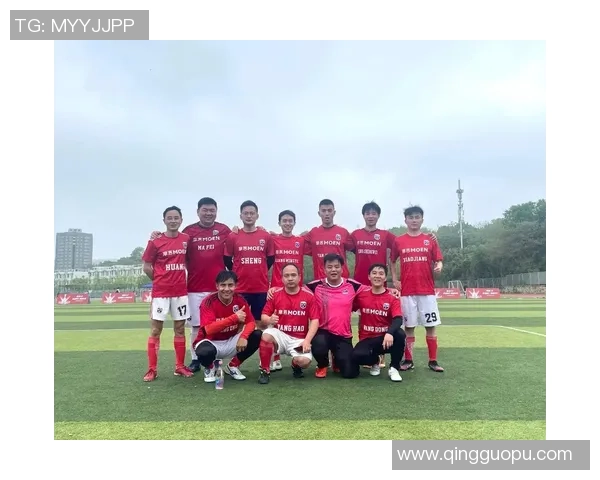 韩国前足球明星车范根回忆职业生涯与对足球的热爱与坚持