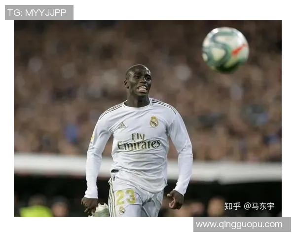 现役足球明星盘点全球足坛的璀璨之星与他们的传奇故事