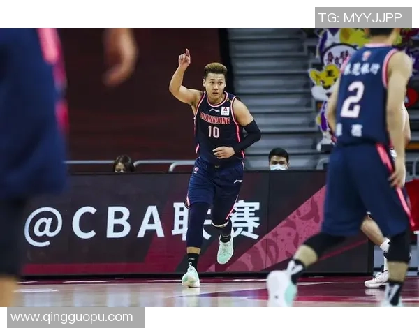 深圳篮球队强势领跑世锦赛积分榜73分领先其他队伍展现实力 深圳篮球队强势领跑世锦赛积分榜73分领先其他队伍展现实力