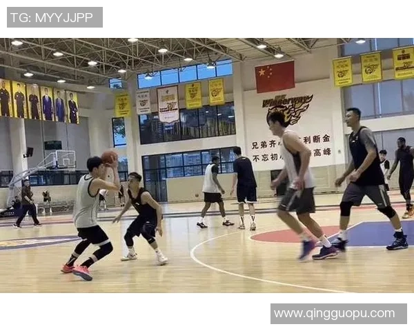 武汉篮球队战术创新引领潮流成就新高峰